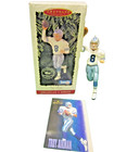 HALLMARK KEEPSAKE ORNAMENT DALLAS " TROY AIKMAN " WITH RARE TRADING CARD  05021 — photo 1