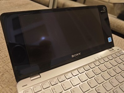Sony VAIO P Series Lifestyle VGN-P688E 8