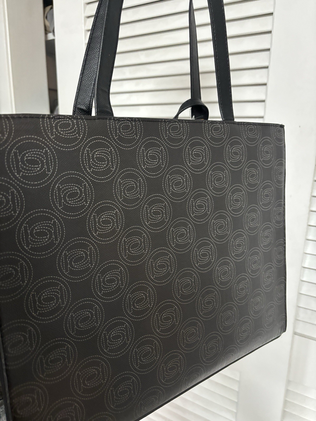 Stylish Durable Canvas Tote Bag for Everyday Use-image