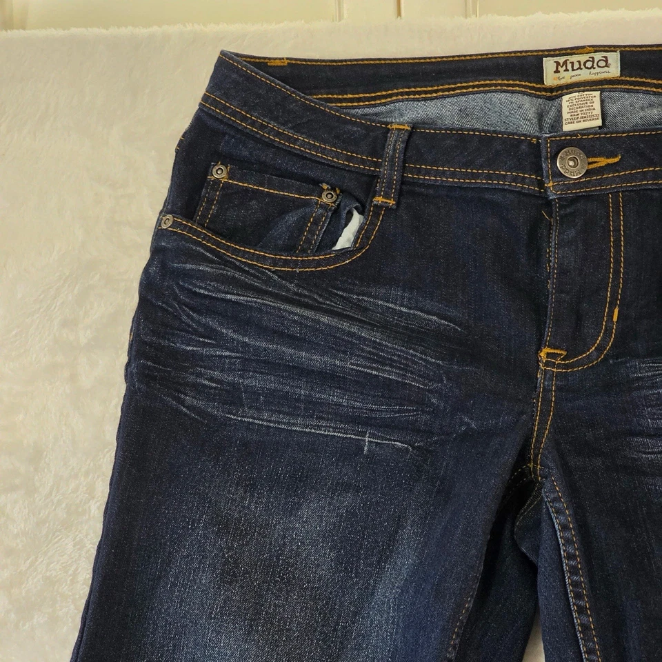 Jeans Mudd cintura baixa lavagem escura boot cut, Y2K, estilo JBM312532, tamanho 13 - Imagem 3 de 4