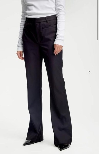 Women Gestuz Trousers Black 38 / M / 46
