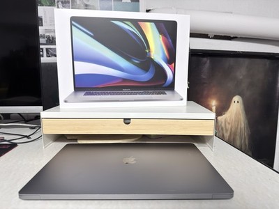 Apple MacBook Pro Retina 16 2019 A2141  i9 (2,4Ghz) 32GB 1TB, 5500M Space Grau