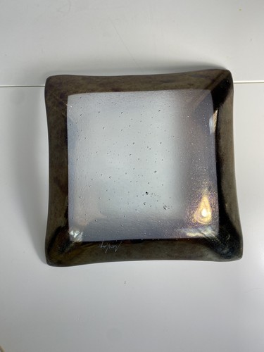 Signed Kurt McVay Decorative Iridescent Fused Art Glass Bowl Plate 8 X 8 - Picture 5 of 6
