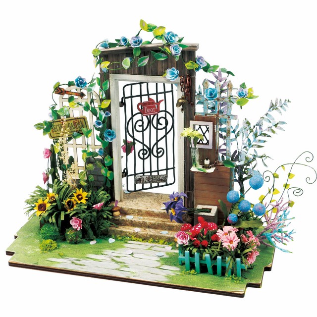 miniature house garden