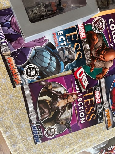 MARVEL CHESS FIGURES JOB LOT 18 PIECES 11 MAGAZINES - Picture 3 of 17