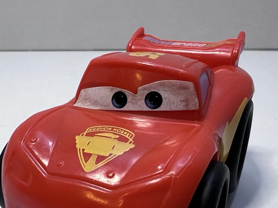 Fisher Price Wheelies Disney Pixar Cars Lightning McQueen Car Little People RARO Foto 2 de 3