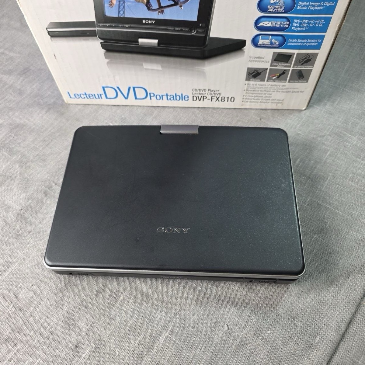 Sony DVP-FX810 Portable DVD Player (8