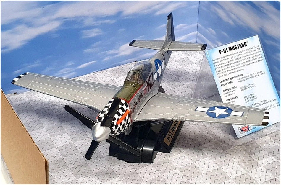 Motor Max escala 1/48 76300 - avión Boeing P-51 Mustang - plateado Foto 3 de 4