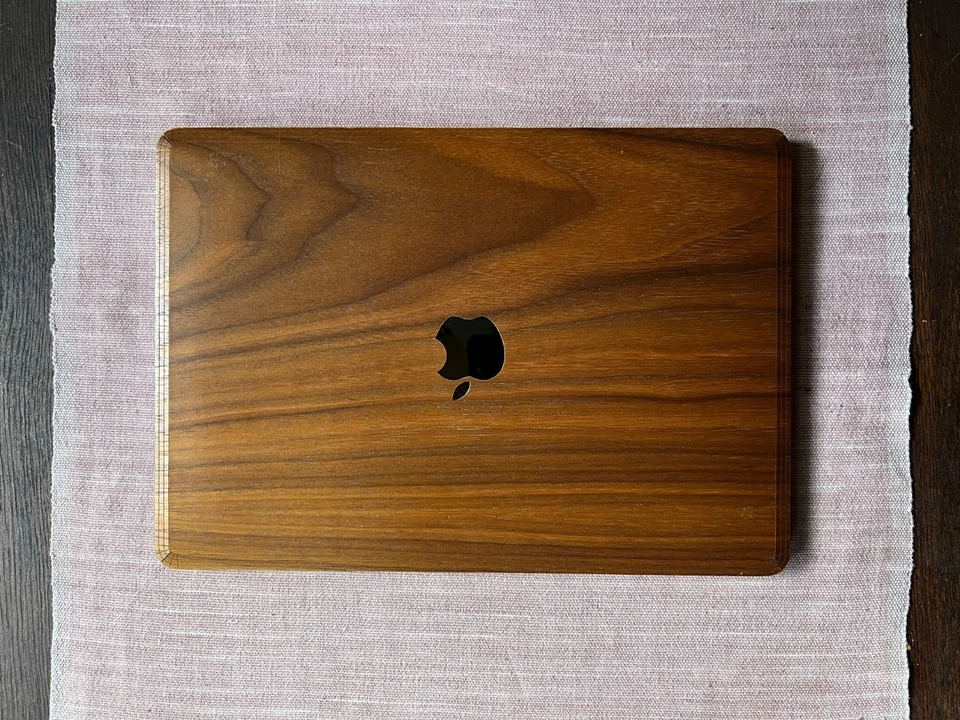 Apple MacBook 12 (principios de 2015) 512 GB SSD 8 GB RAM Gris espacial y cubierta de madera Foto 2 de 4