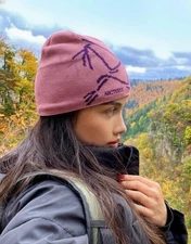 New Arc'teryx Bird Head Toque Pink Merino Wool Winter Knit Beanie Hat Unisex