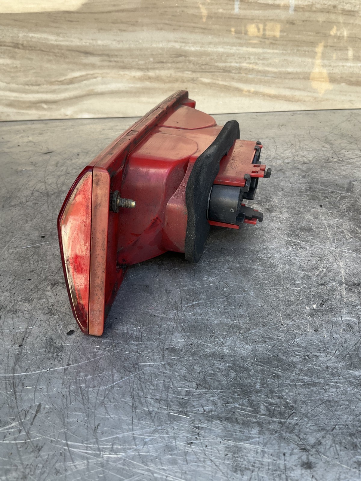 Fanale posteriore interno sinistro per modello ALFA ROMEO 156 ricambio usato foto 3