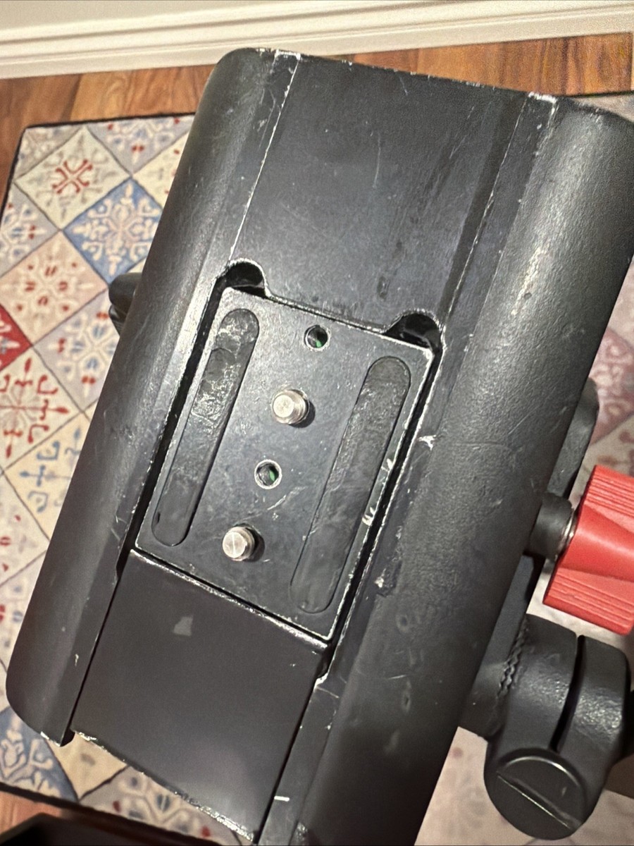 Sachtler DV 6 SB Fluid Head Speed Balance with Aluminum Tripod
