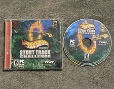 Hot Wheels Stunt Track Challenge PC CD-ROM THQ 2004 w/ Case  Manual Tested