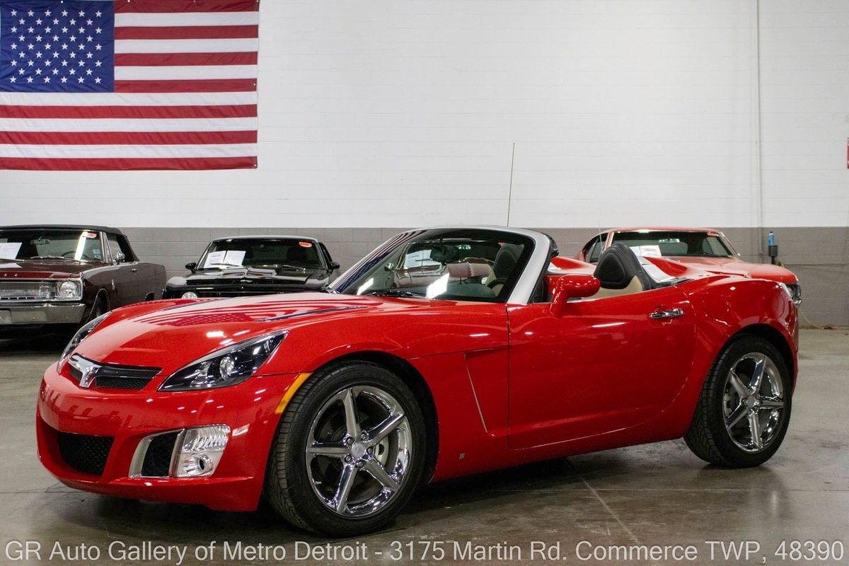 2009 Saturn Sky Red Line