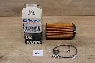 MOPAR 05072720AA FILTER. Engine Oil. NOS NEU genuine xl14575