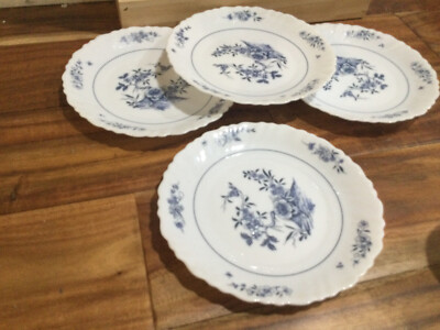 Lot Of 4 Arcopal France Kalinka Blue  floral scallop Opal Milk Glass plate 7.5 