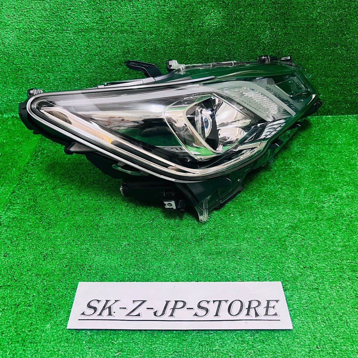 Toyota CROWN athlete 210 AWS210 GRS210 Late Model Headlight Lights