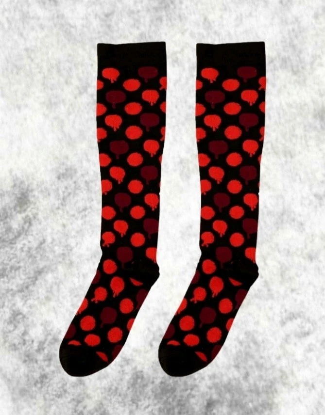 Nuevos 2 pares de calcetines deportivos de compresión de manchas de sangre góticos talla UK 6 - 11 EU 39 - 43 Foto 4 de 4