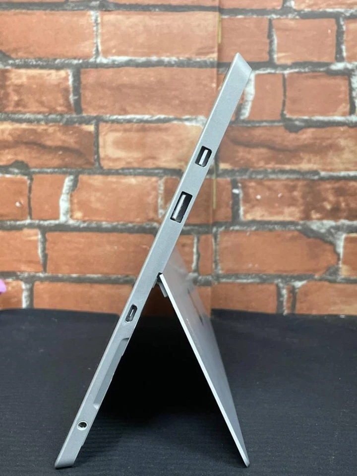 Microsoft Surface 3 Atom x7-Z8700 Tablet PC PC Tablet Home Appliance Black - Image 2 of 4