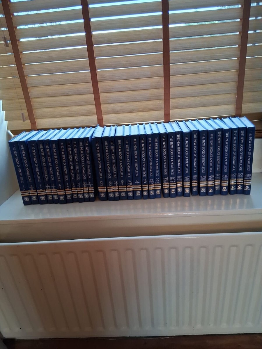 Complete Set of The New Book of Knowledge 1 -20 (A-Z) Encyclopedia