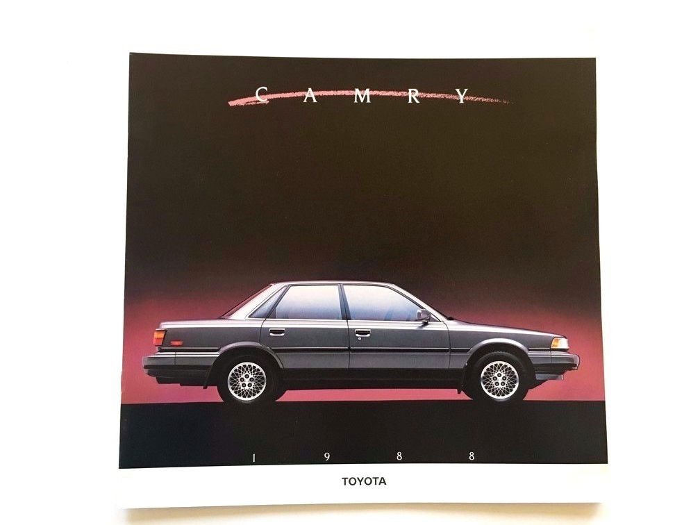 1988 Toyota Camry 16-page Original Car Sales Brochure Catalog