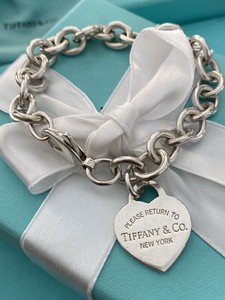 Tiffany & Co. Sterling Silver (.925) Heart Tag Link Chain Bracelet 7.5"
