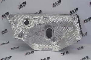 Audi A5 8T Sportback 2.0 TDI Wasserkasten Vorderwand Dichtung 3Q0253691J