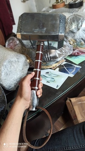Handmade Avengers Thor Hammer Mjolnir1:1 Cosplay Replica Scale Hammer - Picture 5 of 6
