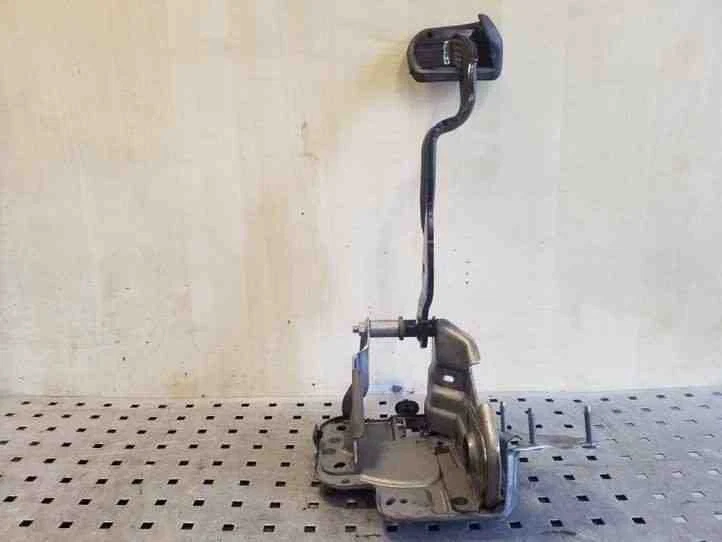 Peugeot 3008 Brake Pedal 2.0 Diesel/Electric 120kw 2012 26167766 - Image 2 of 4
