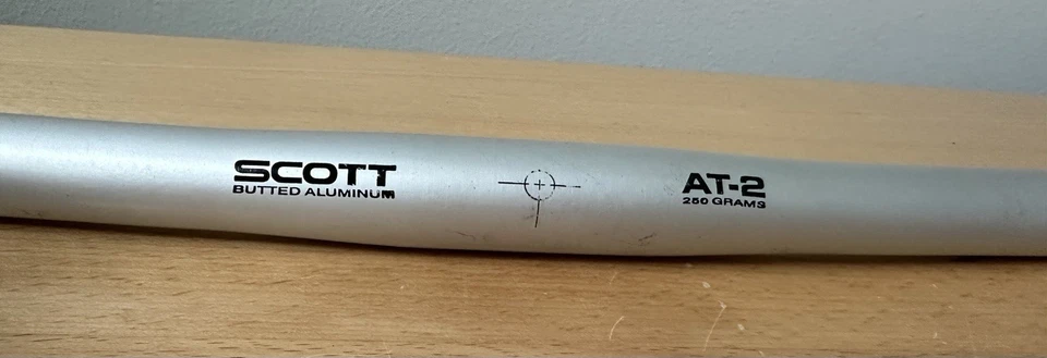 罕见老式铝制 SCOTT AT-2 MTB 自行车车把 25.4 毫米夹 560 毫米全新 — 第 2/4 张图片