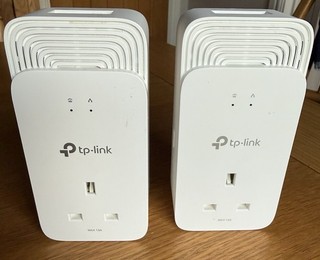 TP Link PG2400P G.hn2400 Passthrough Powerline