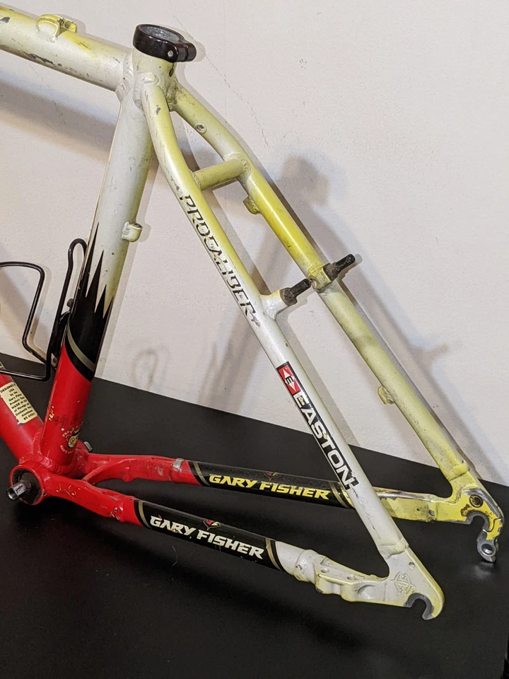 Raro cuadro de bicicleta de montaña Gary fisher Procaliber Genesis horquillas Suntour XCT V2 Foto 4 de 4