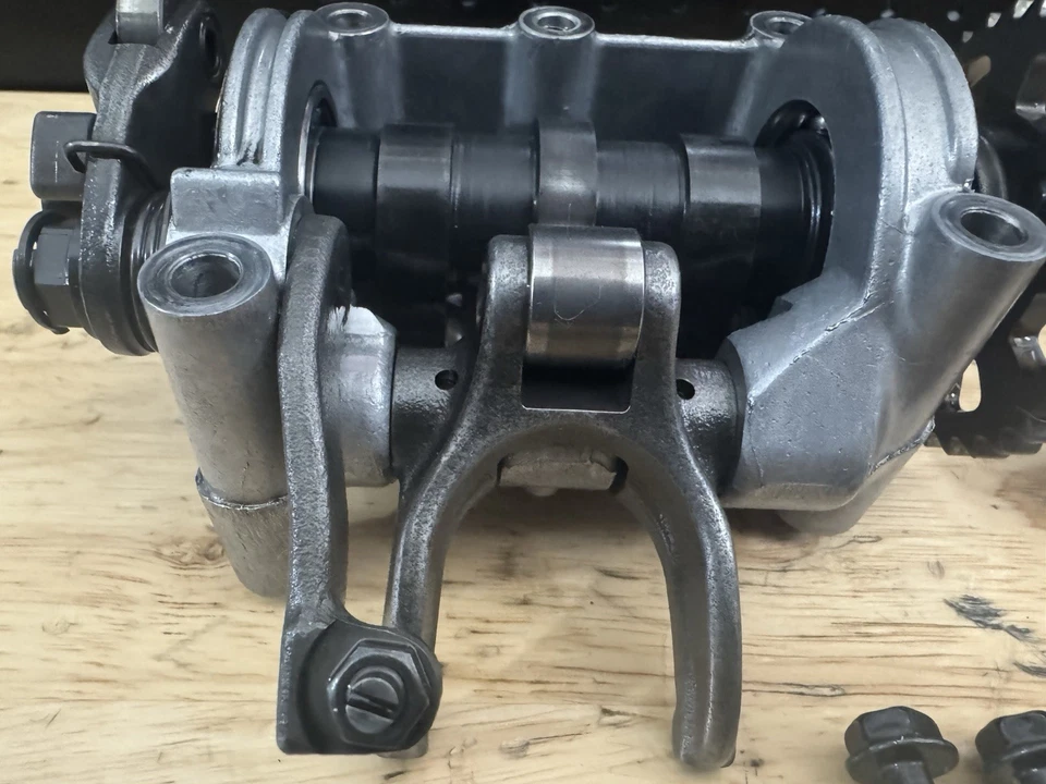 Honda 02-05 CRF450R 2004 OEM culata eje de leva árbol de levas soporte de torre Foto 4 de 4