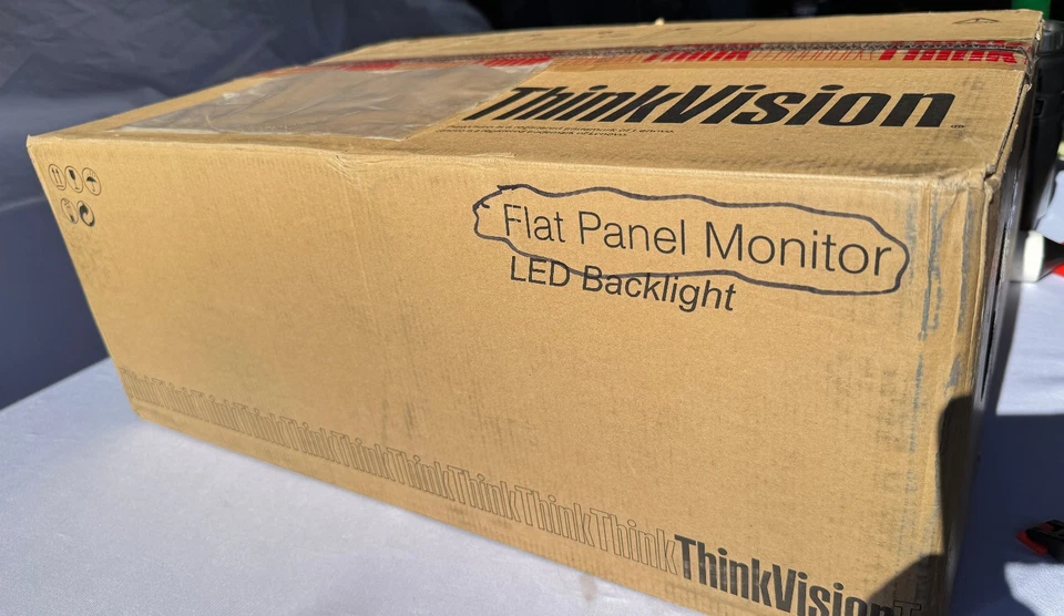 NEW Lenovo ThinkVision LT2252p 22" 1680x1050 Monitor DP DVI VGA Sealed - Image 3 of 4