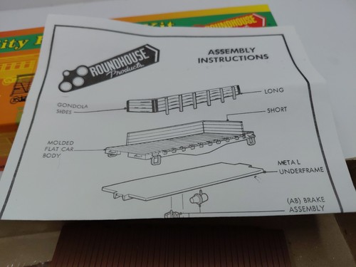 Kit de coche plano sin decorar Roundhouse. 01450 | Zustand: New
