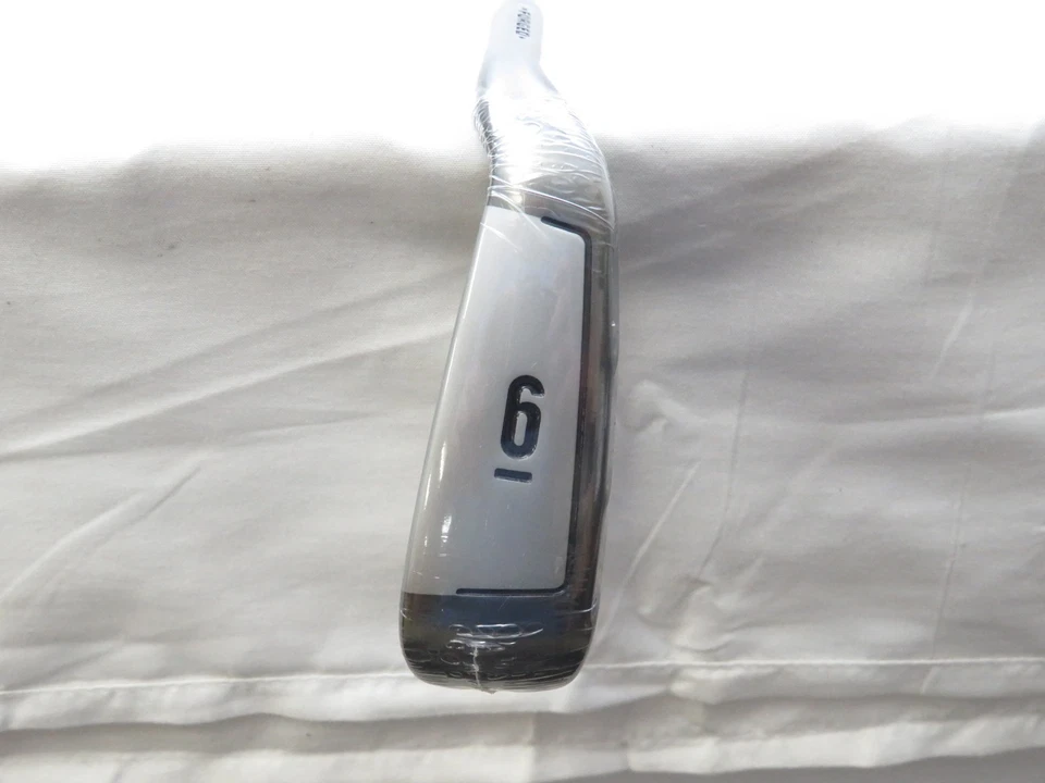 New Callaway Razr XF Single 6 Iron Callaway 60g Regular Flex Graphite Shaft** - Image 2 of 4