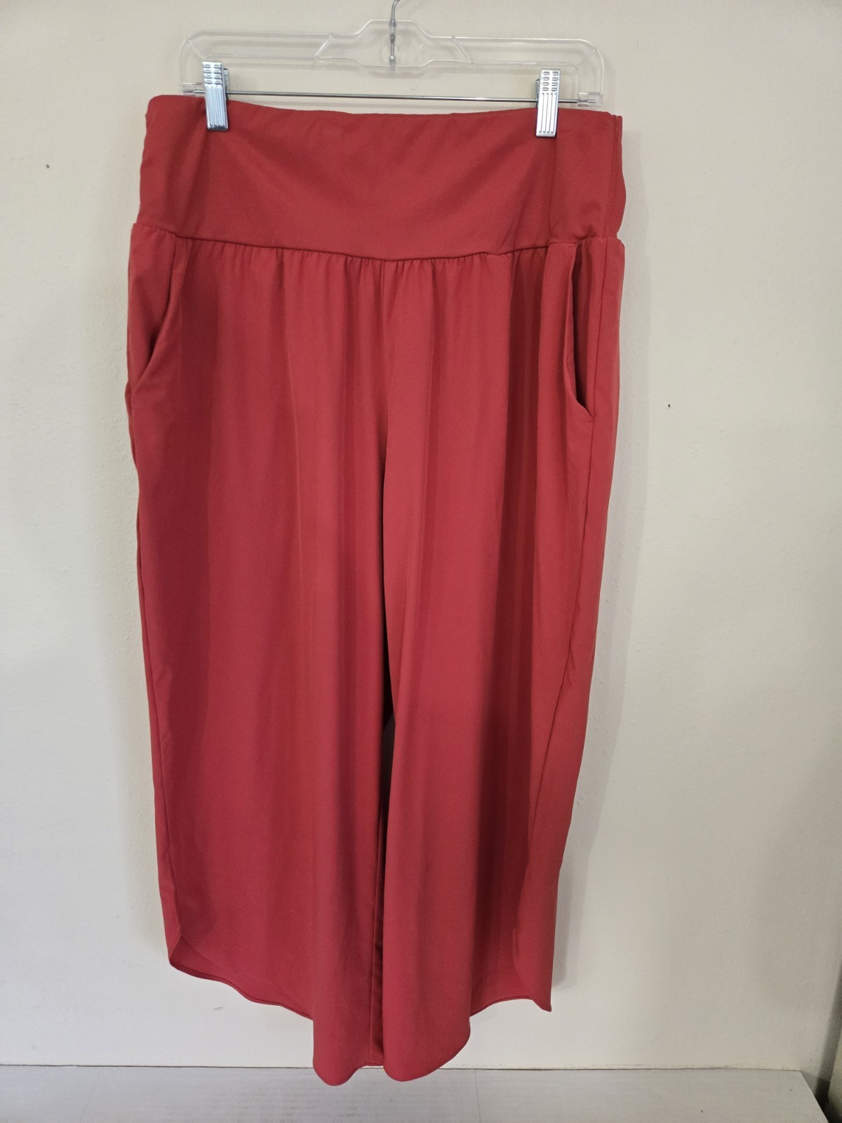 Halara Breezeful High Waisted Split Quick Dry Res… - image 4