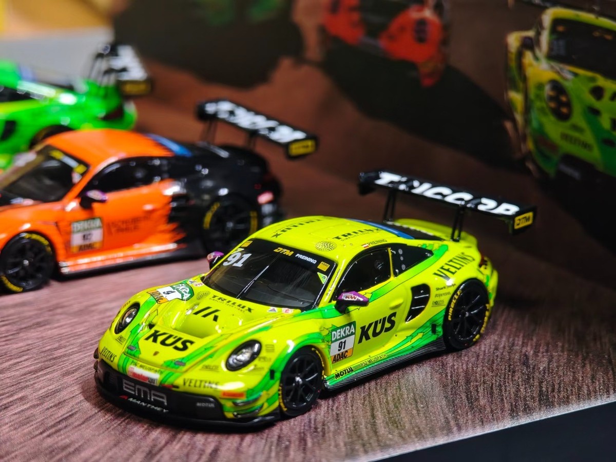 Trends Hobby 1/64 Porsche 911 GT3 R DTM 2025 3-Car Set HEC Beijing