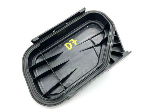 2007-2009 AUDI Q7 BI-XENON HIGH LOW BEAM LIGHT BULB BACK REAR RIGHT COVER CAP - Picture 6 of 7