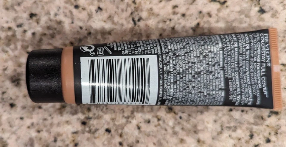 Revlon Colorstay Full Cover Matte Foundation Carmel 425 - Image 4 of 4