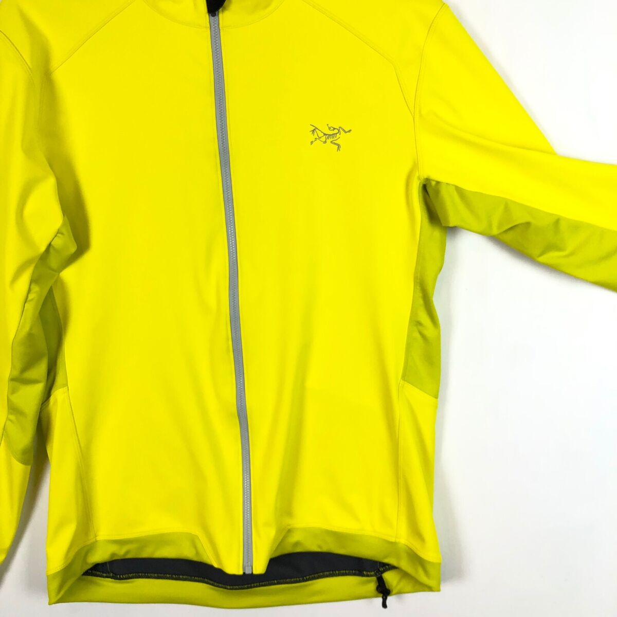 Arcteryx Windstopper Full Zip Softshell Running Jacket Arcteryx Windstopper Full Zip Softshell Running Jacket