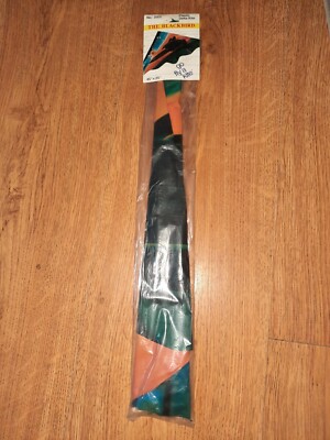Vintage 1987 The Blackbird Plastic Delta Kite. Go Fly A Kite # 2005- 45''×25''Rare