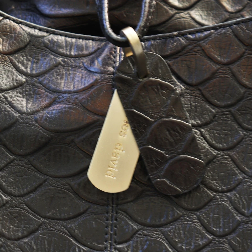 Bolso de Mano Charles David Hobo M Cuero Negro Escala Repujado Cartera Bolso de Hombro Latón Foto 2 de 4