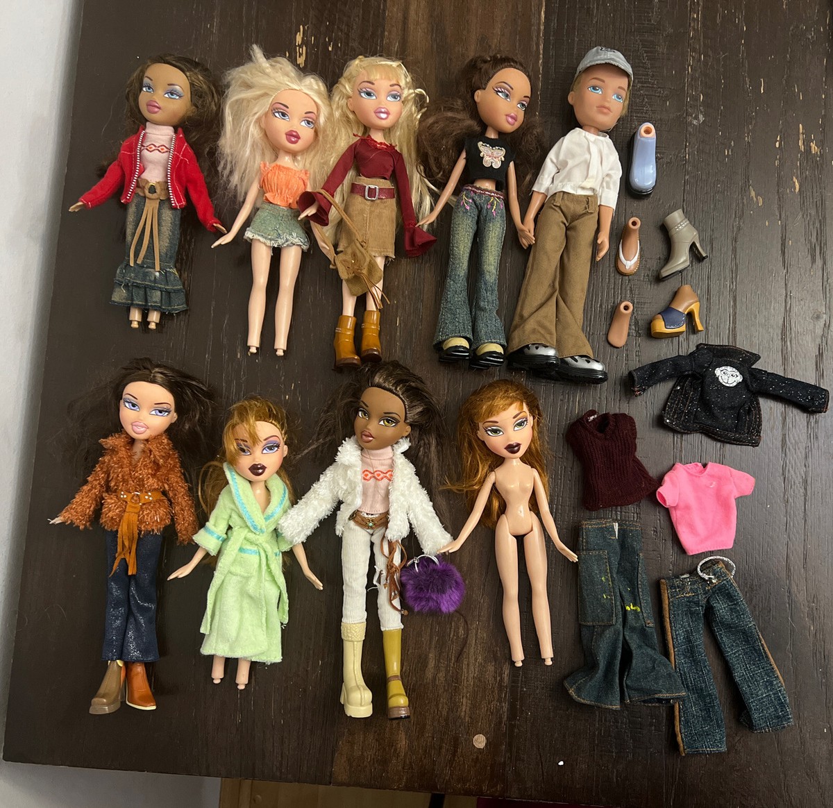 Bratz 9体(セット売りのみ可) Bratz Dolls Lot Of 9 | eBay