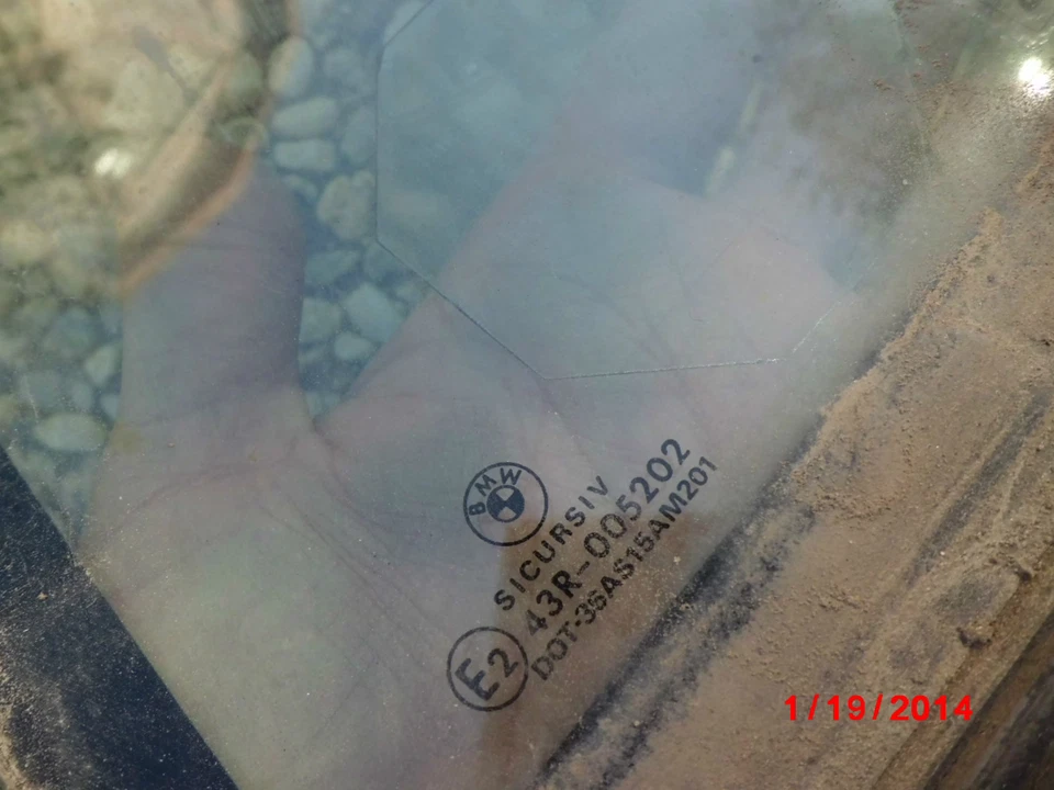 1995-2001 BMW E38 740i 740iL 750iL door corner double glass (break resistant) LH - Image 2 of 3