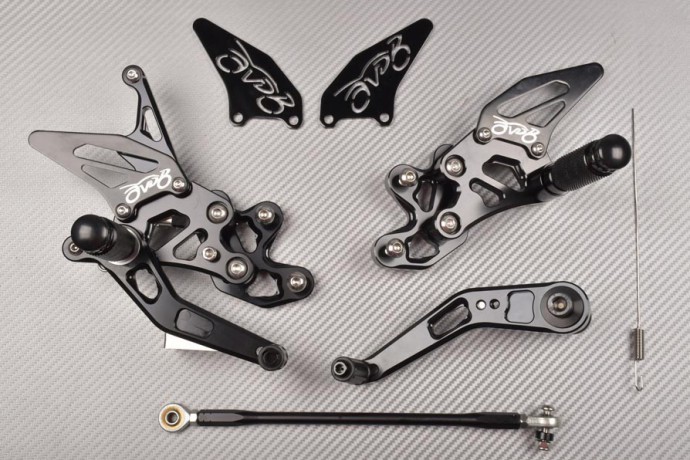 Commandes reculées Suzuki GSXR 750 réglables pour supprimer la fatigue