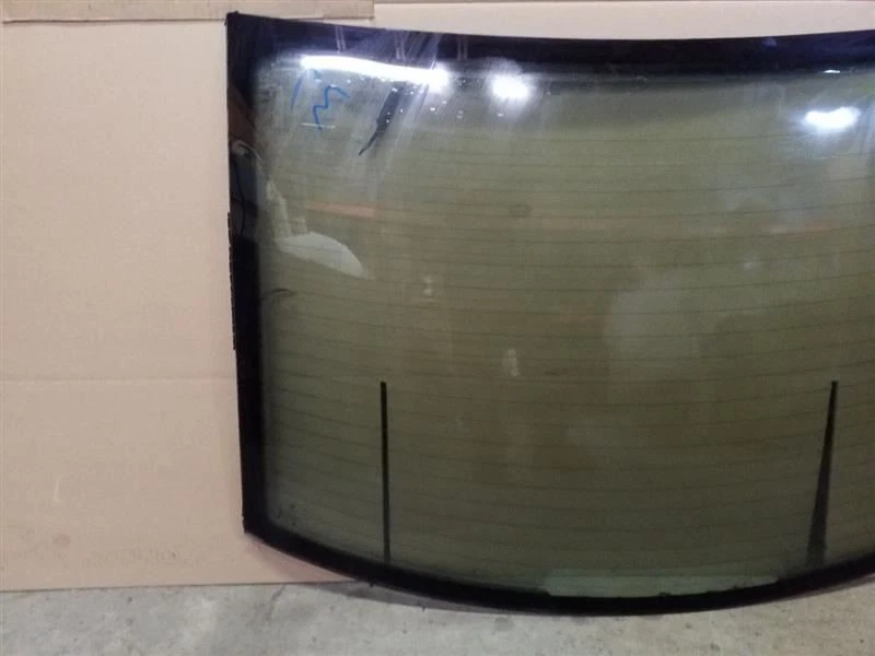 Sedan Rear Back Window Glass w/ Heat | Fits 1998-2005 Volkswagen Passat Foto 2 de 4