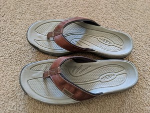 keen thongs