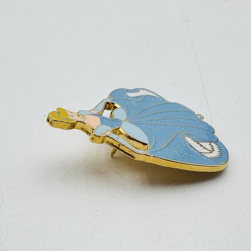 Walt Disney Cinderella Pin Sparkle Dress Princess 2002 VINTAGE - Picture 4 of 10