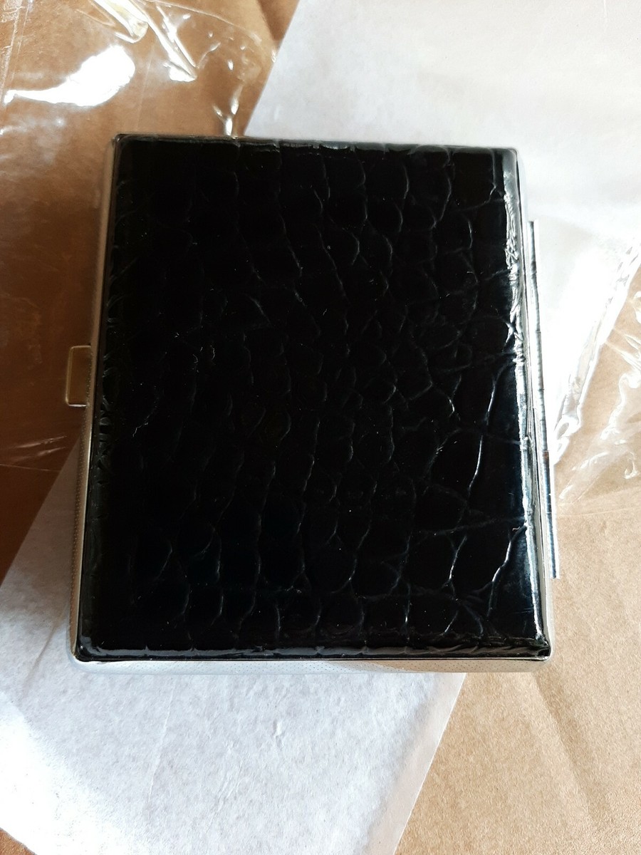 alligator cigarette case Crocodile Case, Cigarette The exquisite Draco Cigar Case offers sophisticated protection for your favorite cigars Bosquet Burgundy Crocodile Leather Cigar